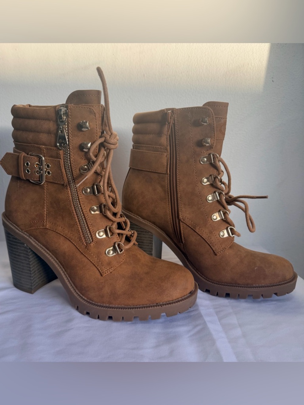 Guess Brown Lace-Up Lug Heel Ankle Boots